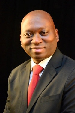 Dr Akinde